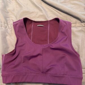Oiselle Flyout pocket bra size 10